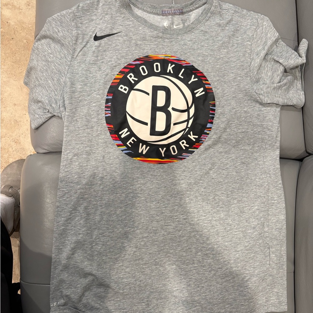 Nike Men’s Gray Brooklyn New York Tee